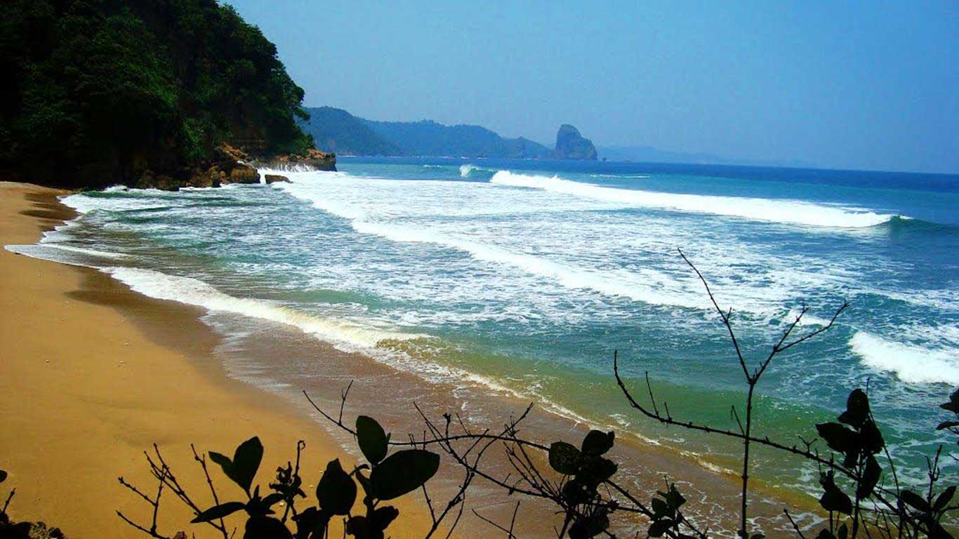 Pantai Pandansari 🏖️ HTM, Rute, Foto & Ulasan Pengunjung