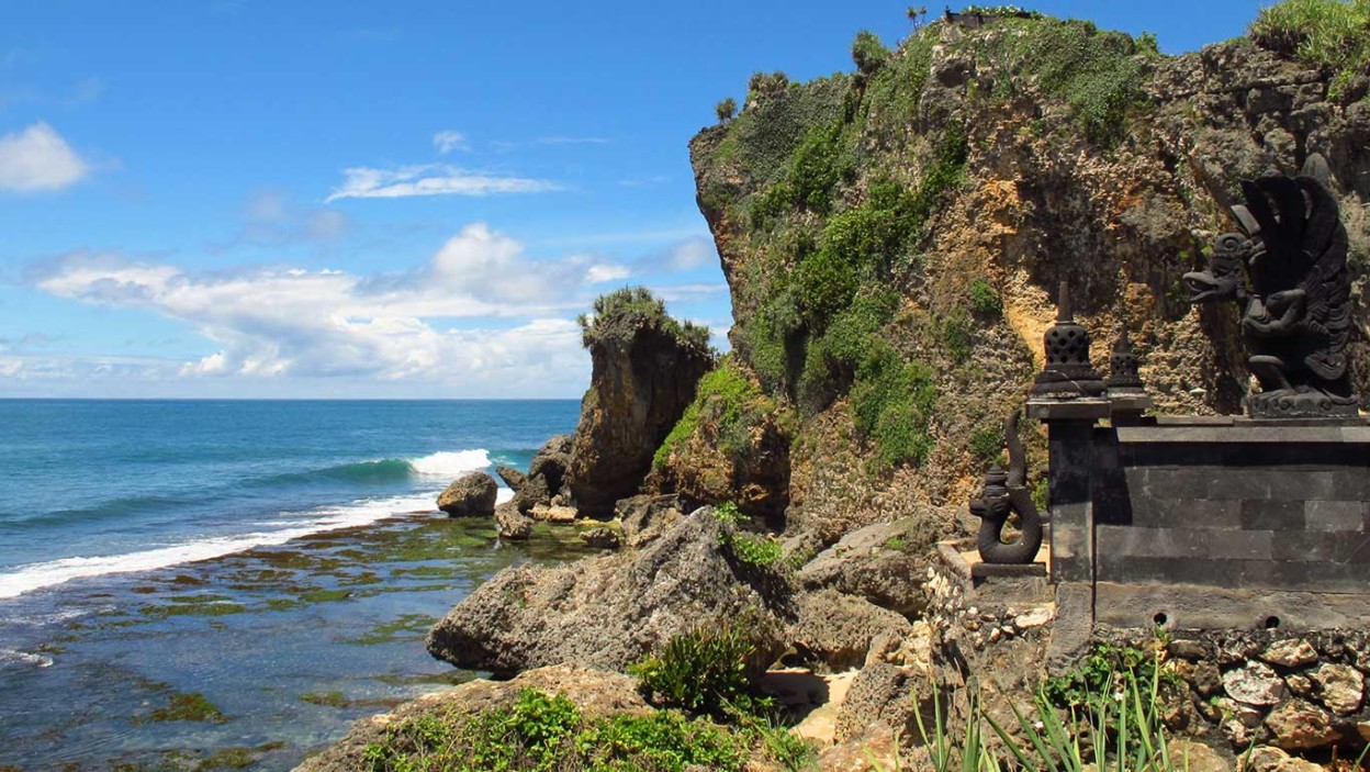 Pantai Ngobaran