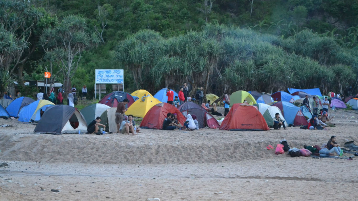 Camping Pantai Wediombo