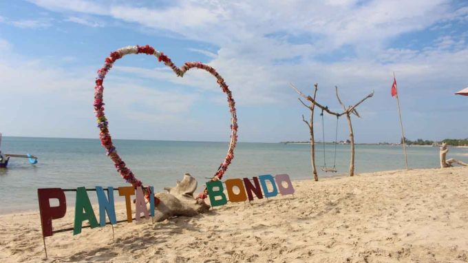 Pantai Bondo Rute Menuju Lokasi Dan Harga Tiket Masuk