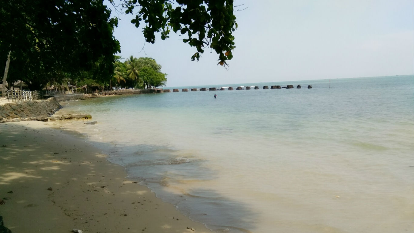 Gambar Pantai Carita Anyer