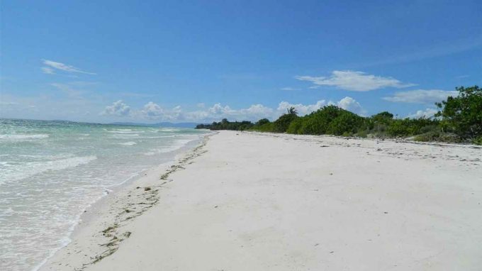 Pantai Mutiara Rute Menuju Lokasi Dan Harga Tiket Masuk