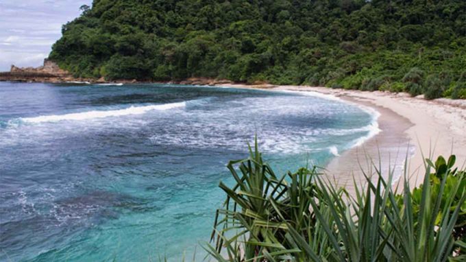 Pantai Sanggar Rute Menuju Lokasi Dan Harga Tiket Masuk