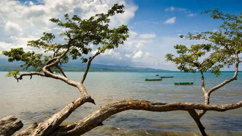 Pantai Kolo