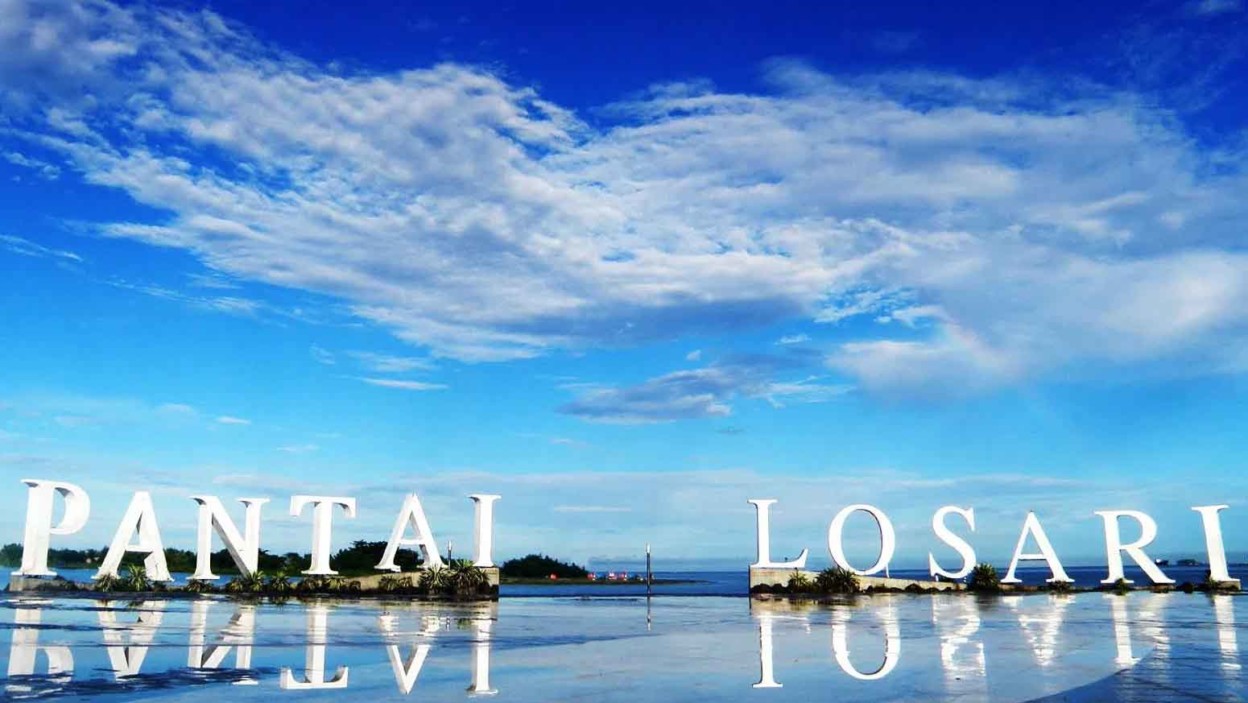 Pantai Losari 🏖️ Htm, Rute, Foto & Ulasan Pengunjung