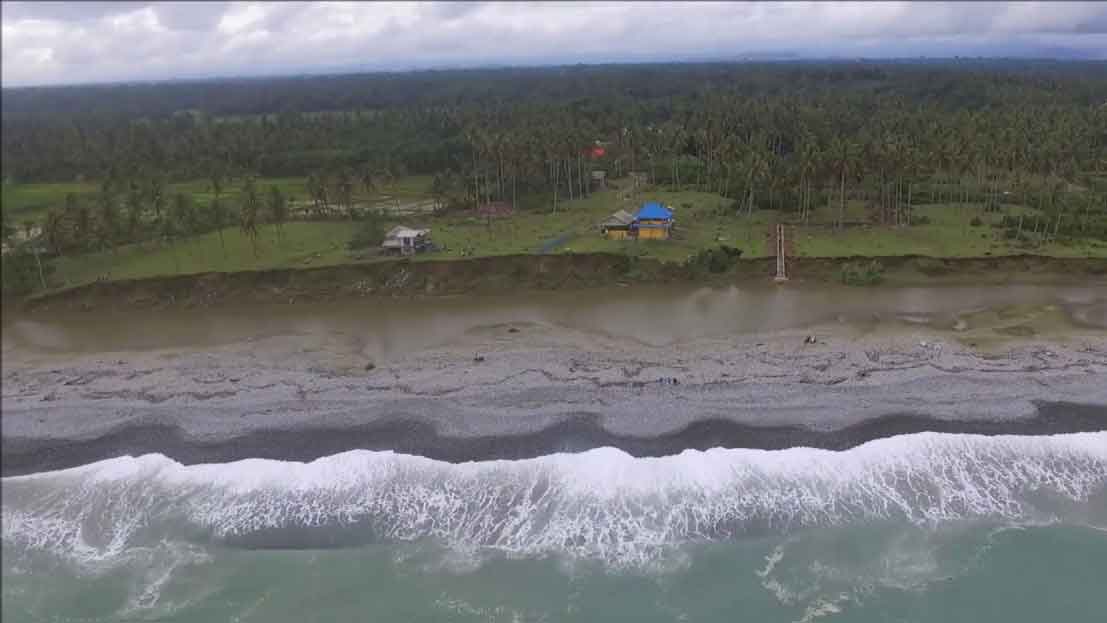 Pantai Bengkenang