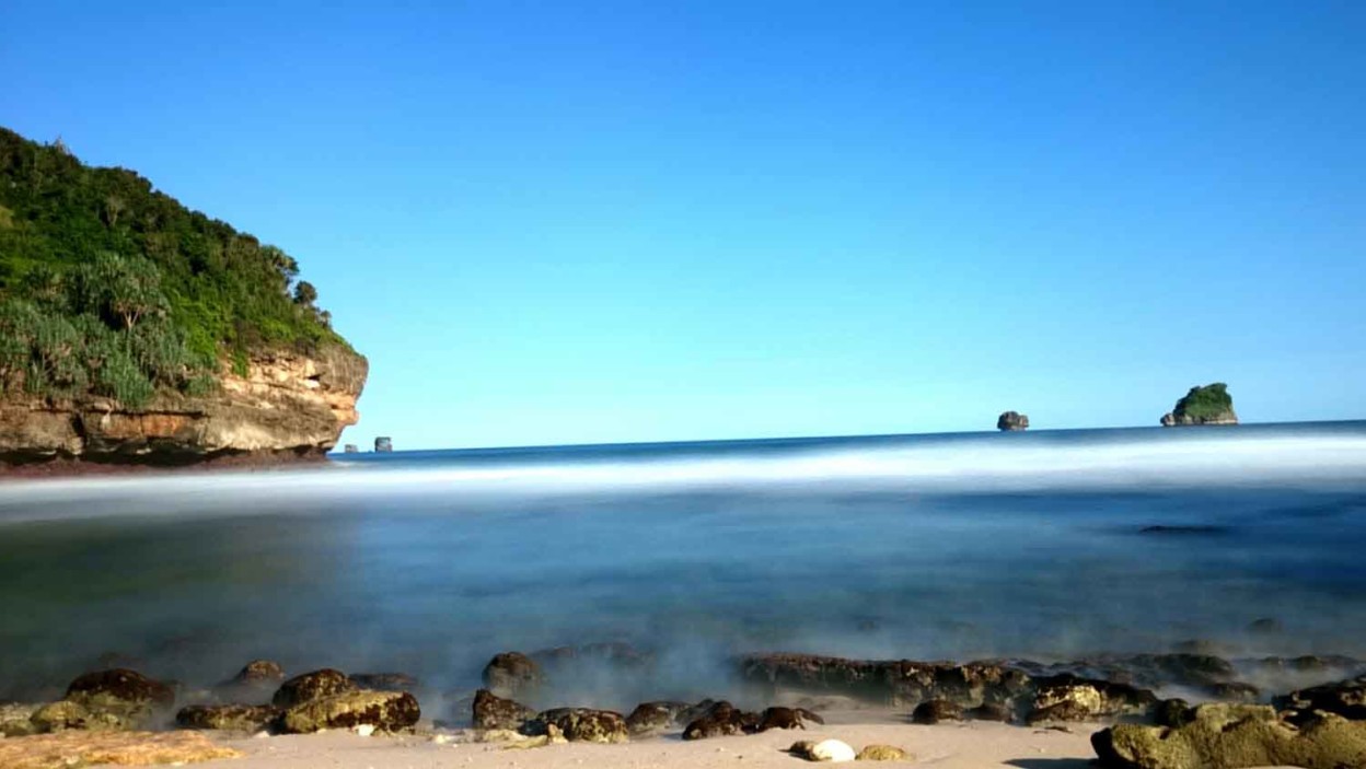 Pantai Kajaran