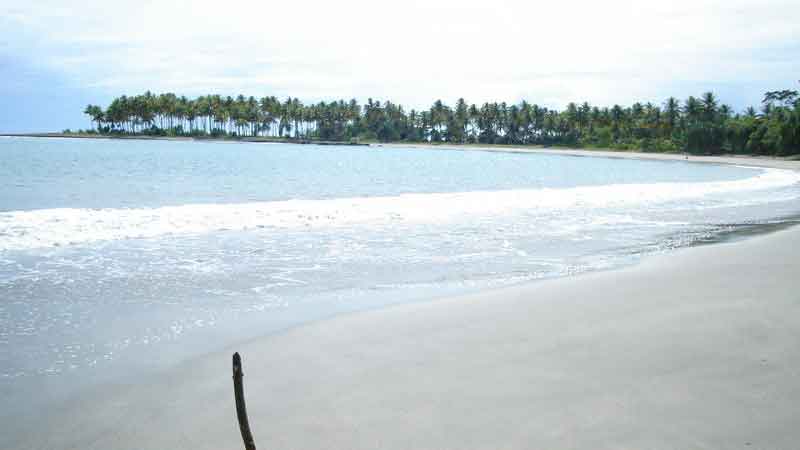 Pantai Maruni