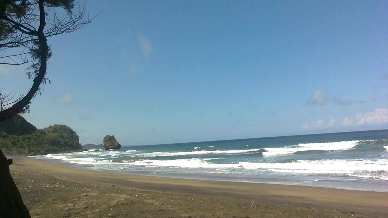 Pantai Pasur