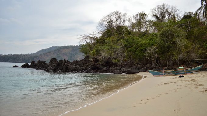 Pantai Pulisan Rute Menuju Lokasi dan Harga  Tiket Masuk