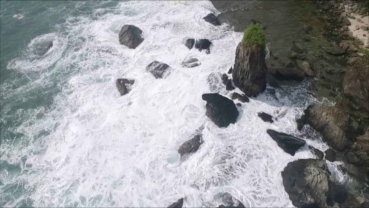 Pantai Tembakak