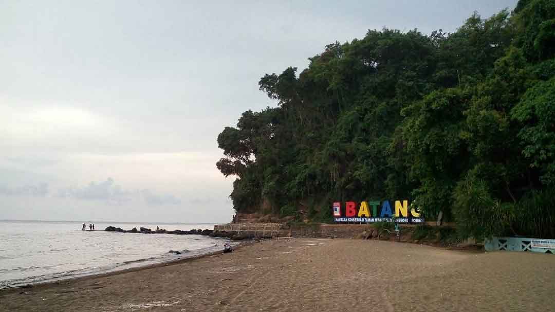 Pantai Ujungnegoro