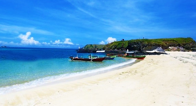 Keindahan Pantai Seger Lombok 1