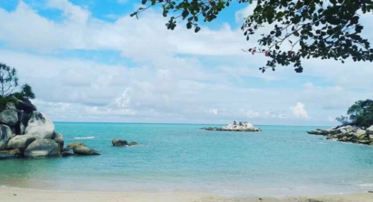 Pantai Turun Aban 🏖️ HTM, Rute, Foto & Ulasan Pengunjung