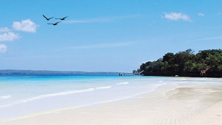 Pantai Nirwana Karimunjawa Jepara