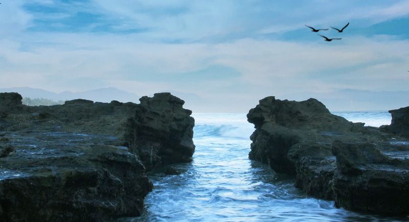 Pantai-Karang-Hawu-Sukabumi Pantai Karang Hawu Sukabumi