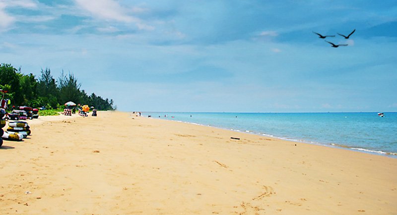 Pantai Manggar Segarasari 1